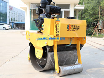 翔工小型壓路機(jī)：小身材，大力量
