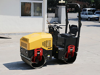 小型壓路機(jī)哪家好？速來(lái)圍觀
