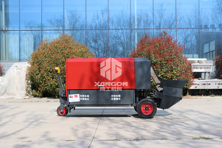 混凝土輸送泵滲漏了怎么辦？你需要學(xué)會(huì)這些操作