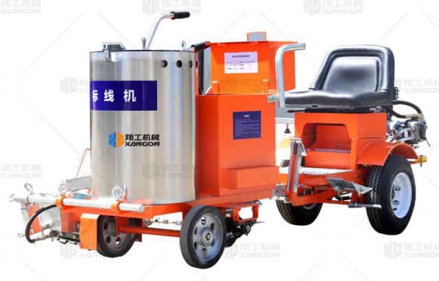 熱熔劃線機配置助力車，高施工高標線質(zhì)量